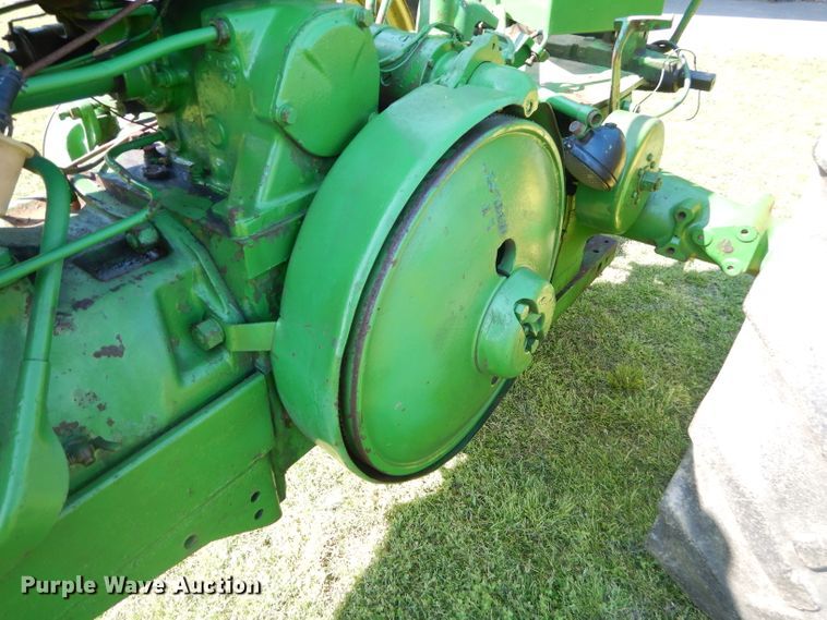 image for item GP9050 1951 John Deere G tractor