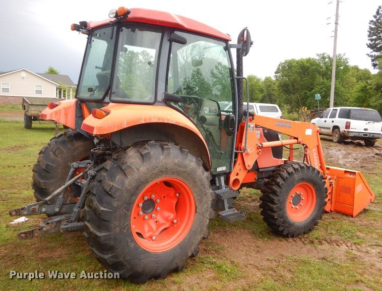 image for item GP9076 Kubota 6040D tractor