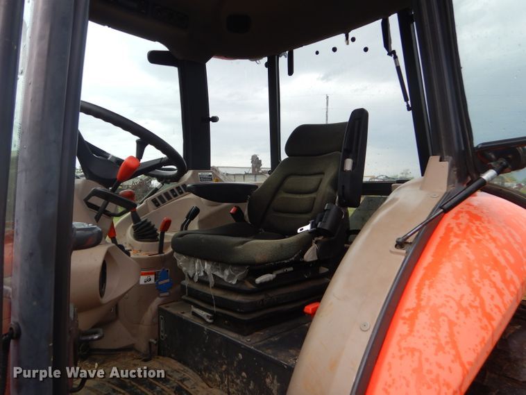 image for item GP9076 Kubota 6040D tractor