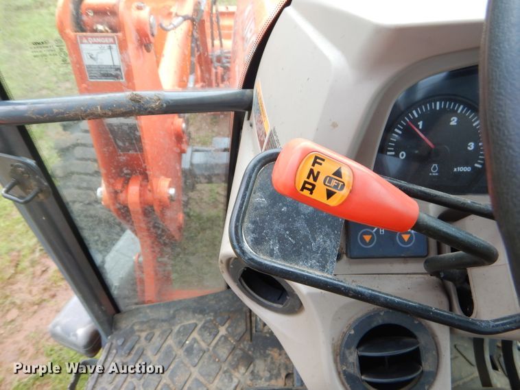 image for item GP9076 Kubota 6040D tractor