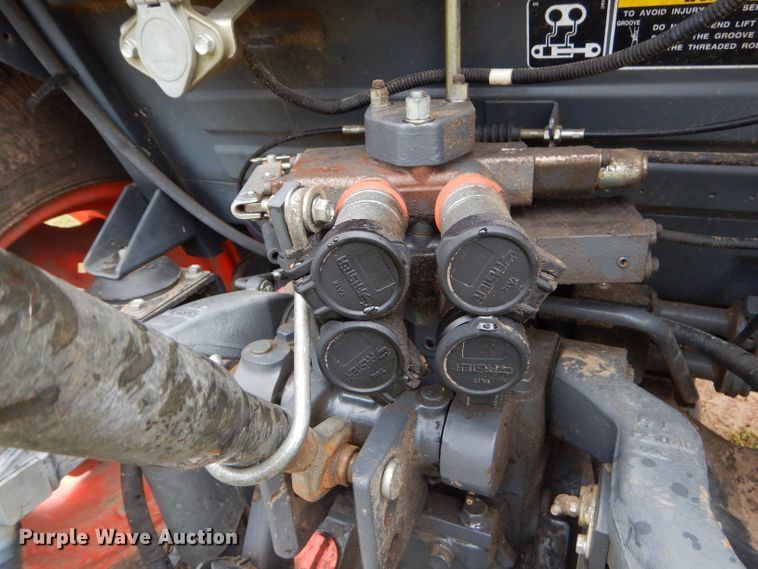 image for item GP9076 Kubota 6040D tractor