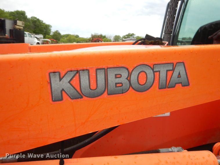 image for item GP9076 Kubota 6040D tractor