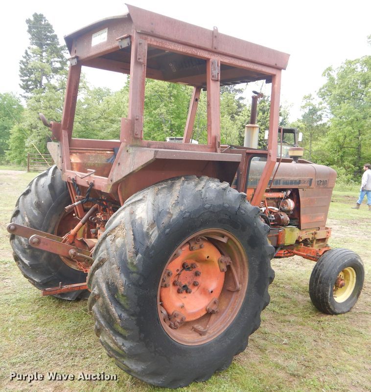 image for item GP9077 Case 1210 tractor