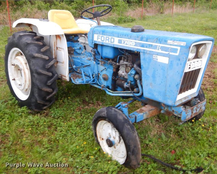 image for item GP9081 Ford 1700 tractor