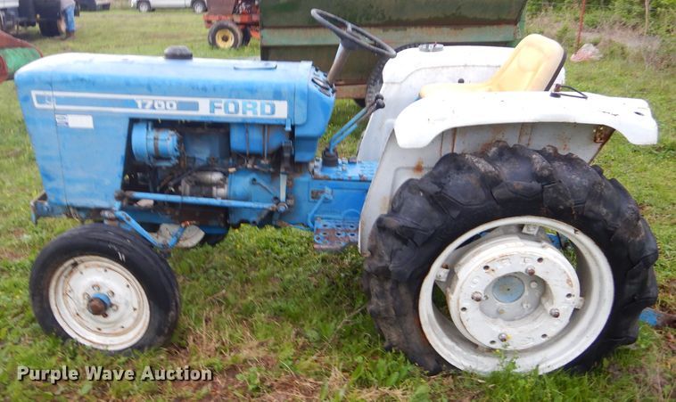 image for item GP9081 Ford 1700 tractor