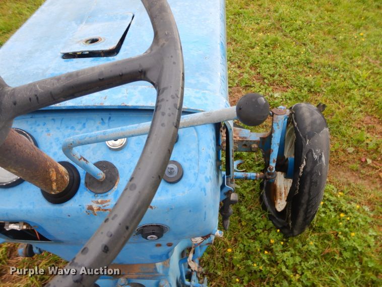 image for item GP9081 Ford 1700 tractor