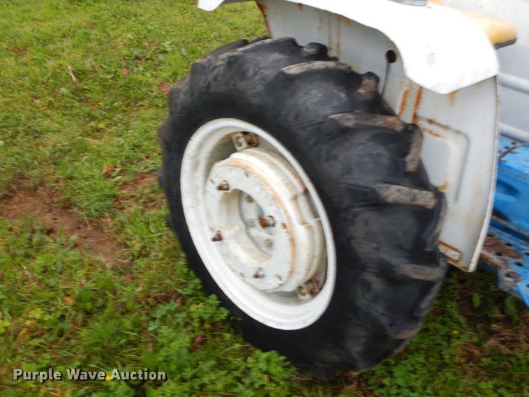 image for item GP9081 Ford 1700 tractor