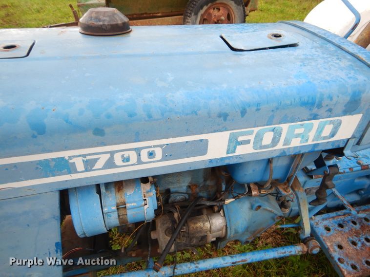 image for item GP9081 Ford 1700 tractor