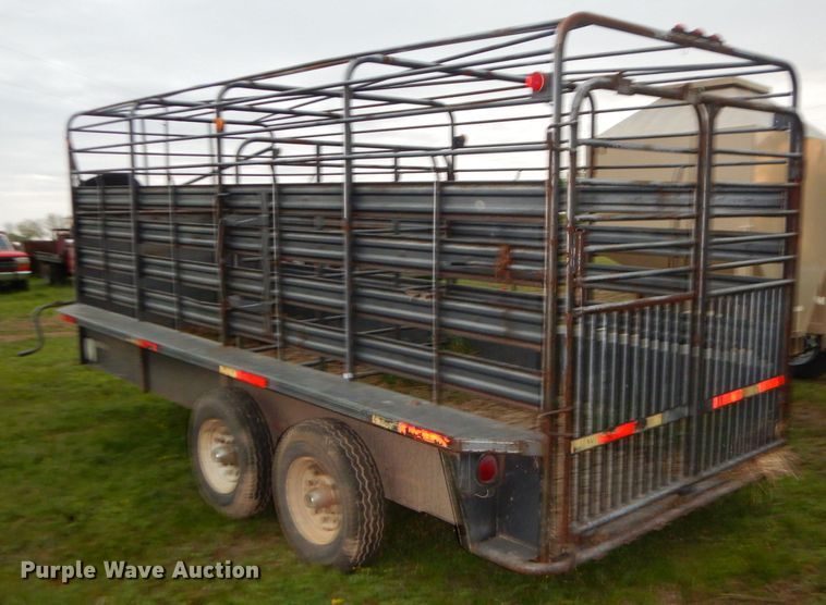 image for item GP9083 1997 W-W livestock trailer