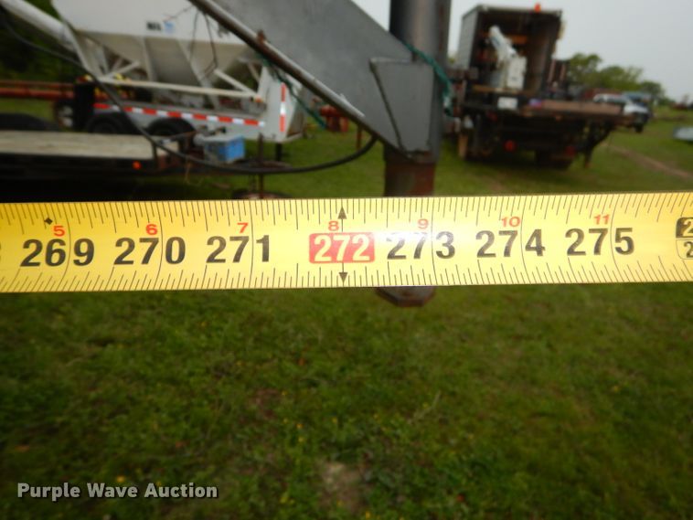 image for item GP9083 1997 W-W livestock trailer