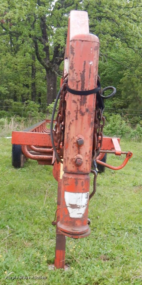 image for item GP9086 Hay bale trailer
