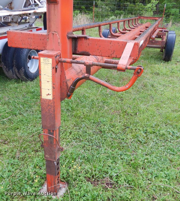 image for item GP9086 Hay bale trailer