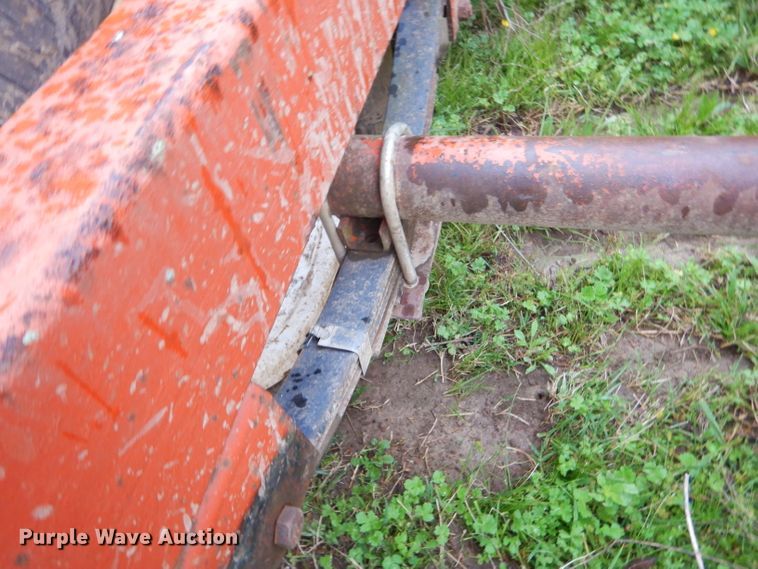 image for item GP9086 Hay bale trailer