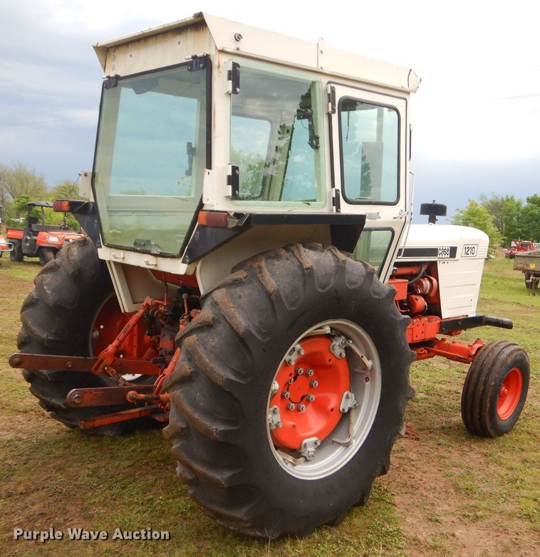 image for item GP9131 Case 1210 tractor