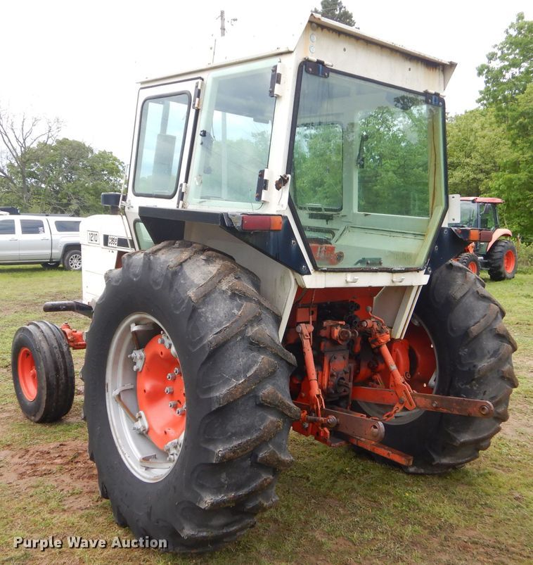 image for item GP9131 Case 1210 tractor