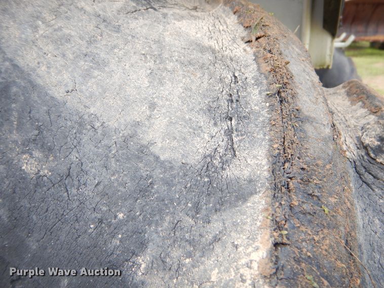 image for item GP9131 Case 1210 tractor