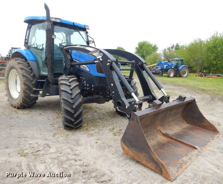 image for item GP9147 2004 New Holland TS115A tractor