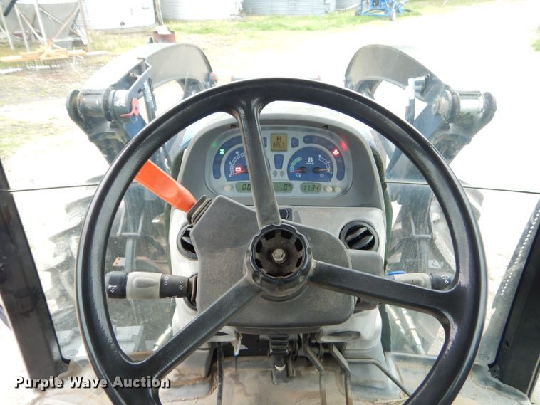 image for item GP9147 2004 New Holland TS115A tractor