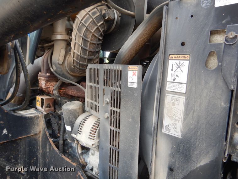 image for item GP9147 2004 New Holland TS115A tractor