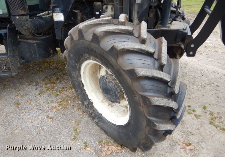 image for item GP9147 2004 New Holland TS115A tractor