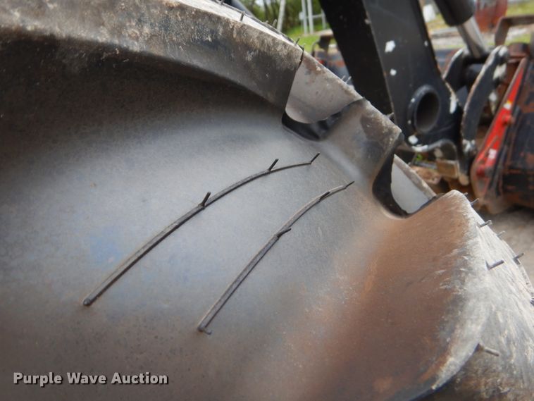 image for item GP9147 2004 New Holland TS115A tractor