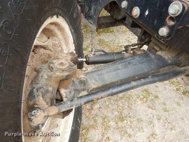 image for item GP9147 2004 New Holland TS115A tractor