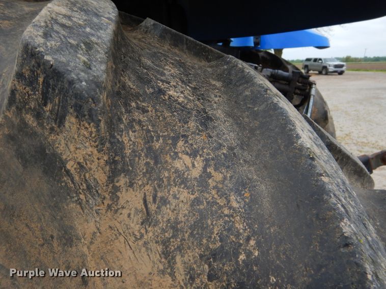 image for item GP9147 2004 New Holland TS115A tractor