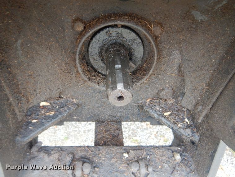 image for item GP9147 2004 New Holland TS115A tractor