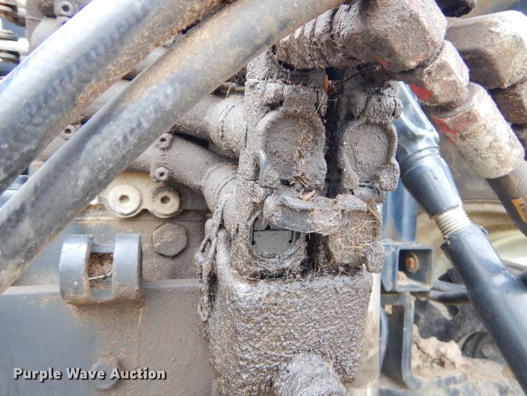 image for item GP9147 2004 New Holland TS115A tractor