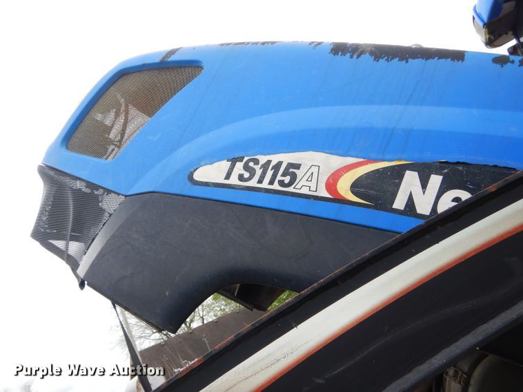 image for item GP9147 2004 New Holland TS115A tractor
