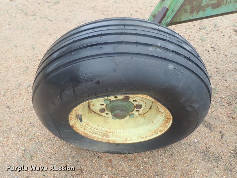 image for item GR9159 John Deere 2600 six bottom plow