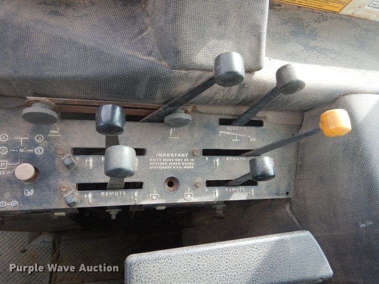 image for item GW9491 Case 2590 tractor