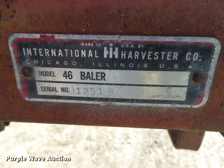 image for item GW9989 McCormick 46 small square baler