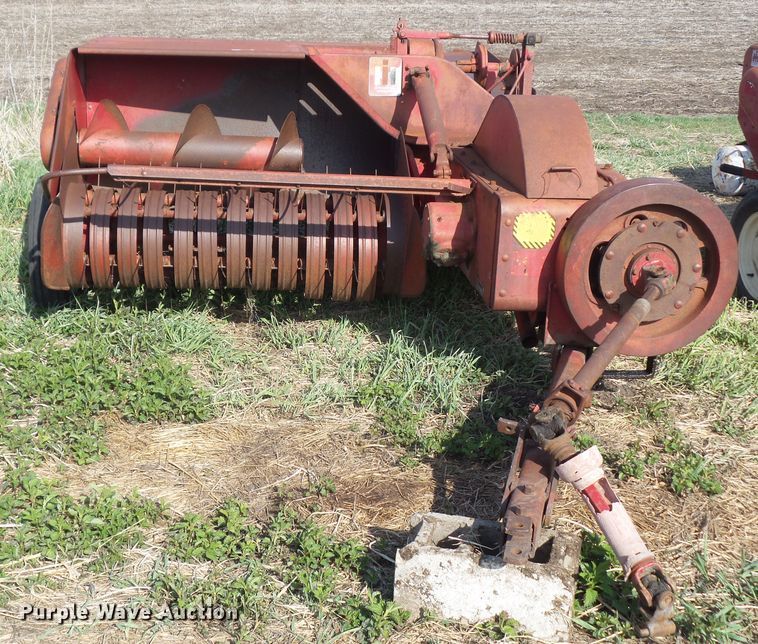 image for item GW9999 McCormick 46 small square baler