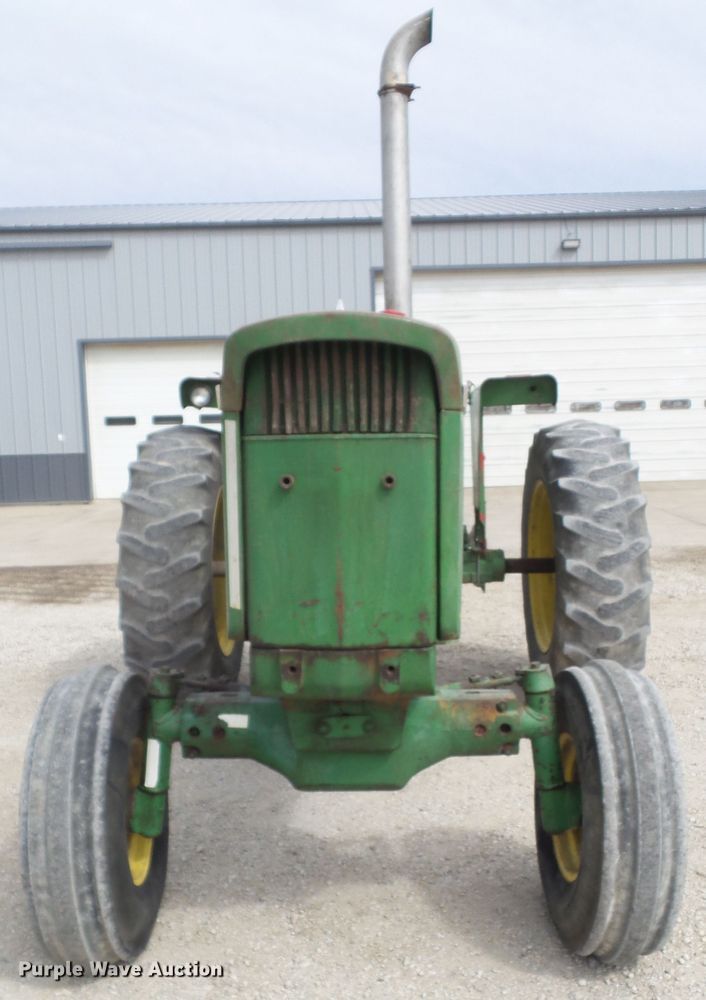 image for item GX9007 1971 John Deere 4620 tractor