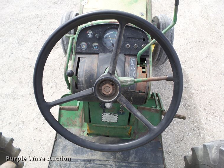 image for item GX9007 1971 John Deere 4620 tractor