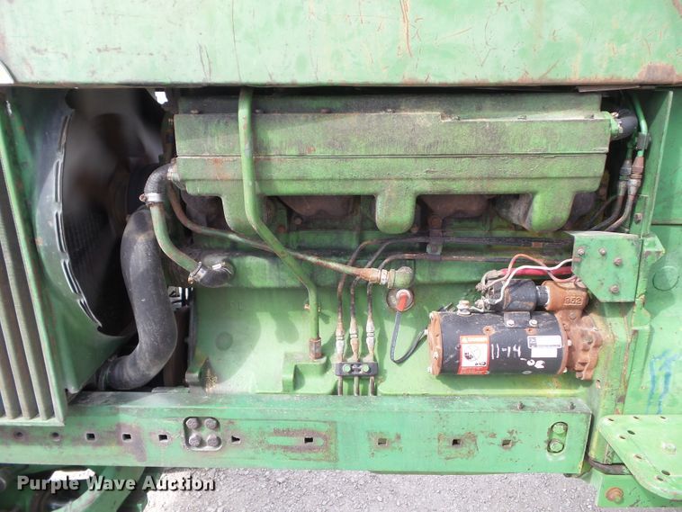 image for item GX9007 1971 John Deere 4620 tractor