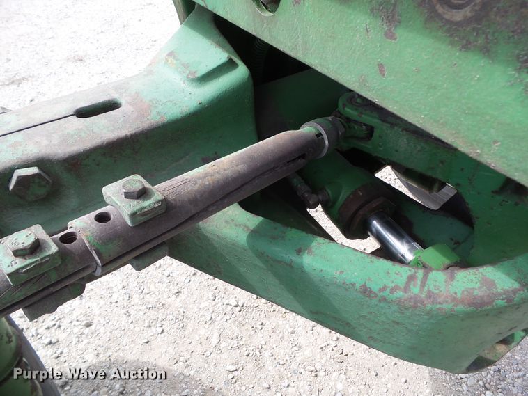 image for item GX9007 1971 John Deere 4620 tractor