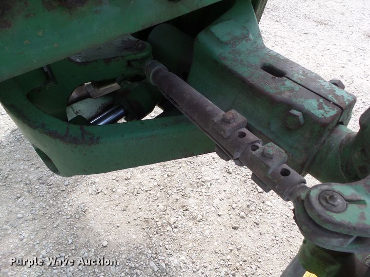 image for item GX9007 1971 John Deere 4620 tractor