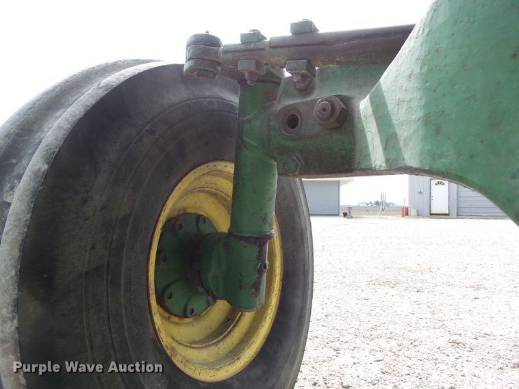 image for item GX9007 1971 John Deere 4620 tractor