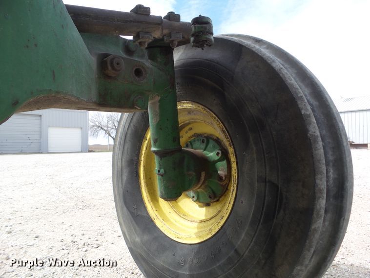 image for item GX9007 1971 John Deere 4620 tractor