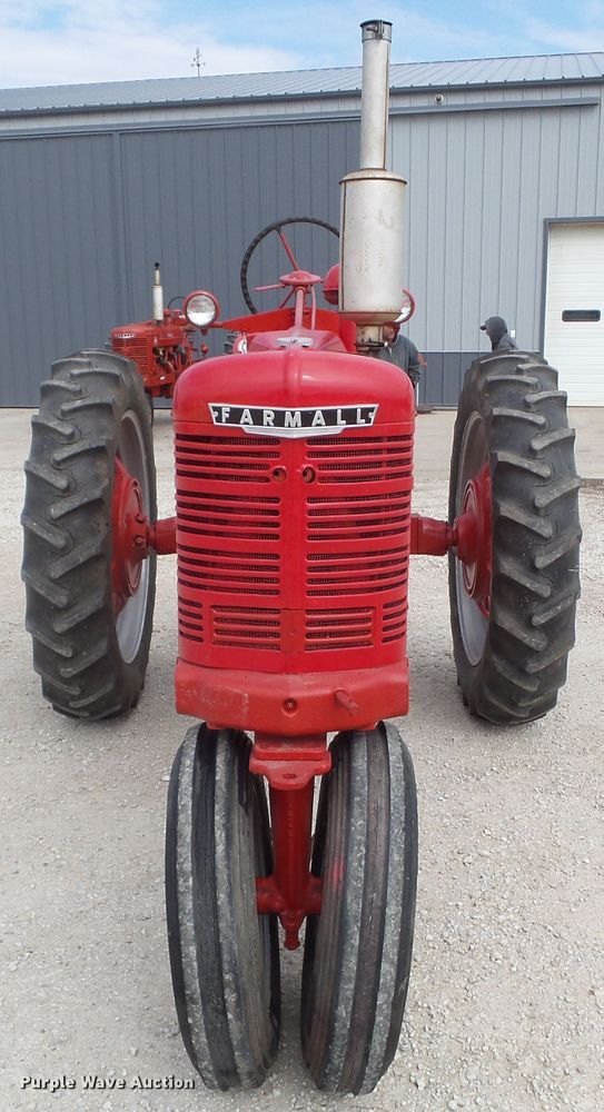 image for item GX9008 1943 Farmall H tractor