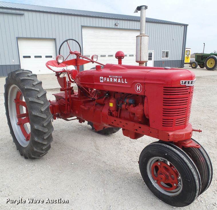 image for item GX9008 1943 Farmall H tractor