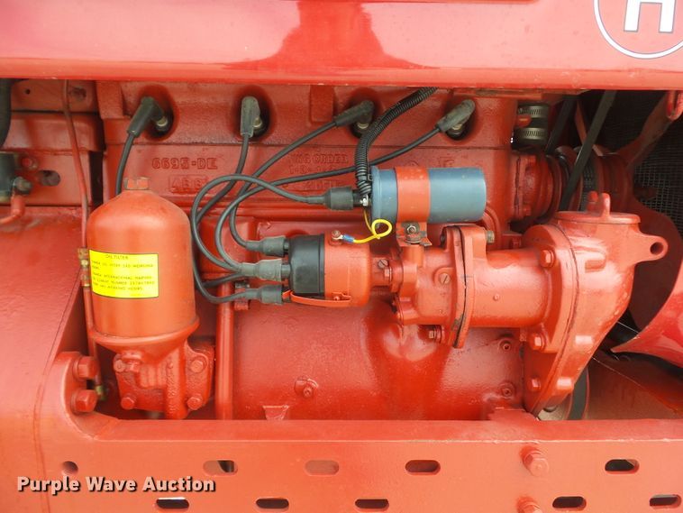 image for item GX9008 1943 Farmall H tractor