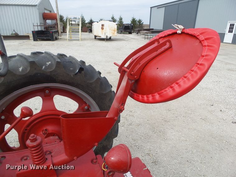 image for item GX9008 1943 Farmall H tractor