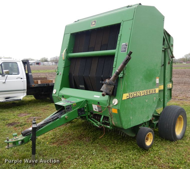 image for item GY9055 1998 John Deere 566 round baler