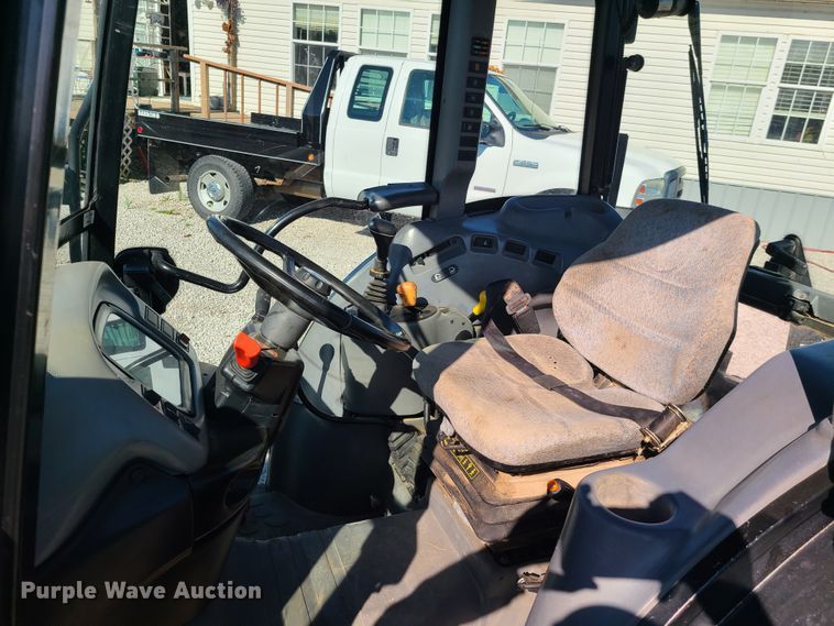 image for item K5828 2004 New Holland TN75DA tractor