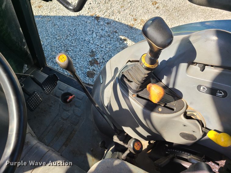 image for item K5828 2004 New Holland TN75DA tractor