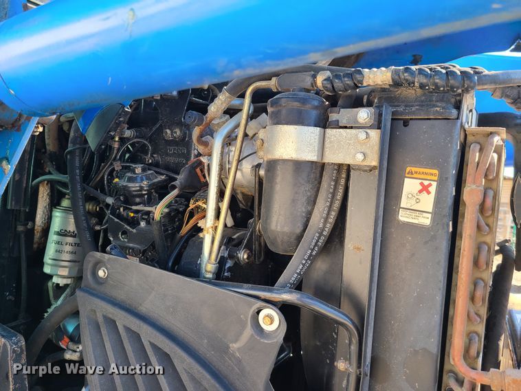 image for item K5828 2004 New Holland TN75DA tractor