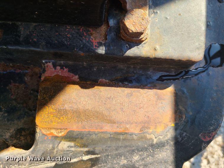 image for item K5828 2004 New Holland TN75DA tractor